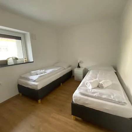 Ada - 4 Cosy Apartmán Lublaň