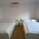 Lägenhet Ada - 4 Cosy *
