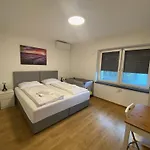 Ada - 4 Cosy Lägenhet *